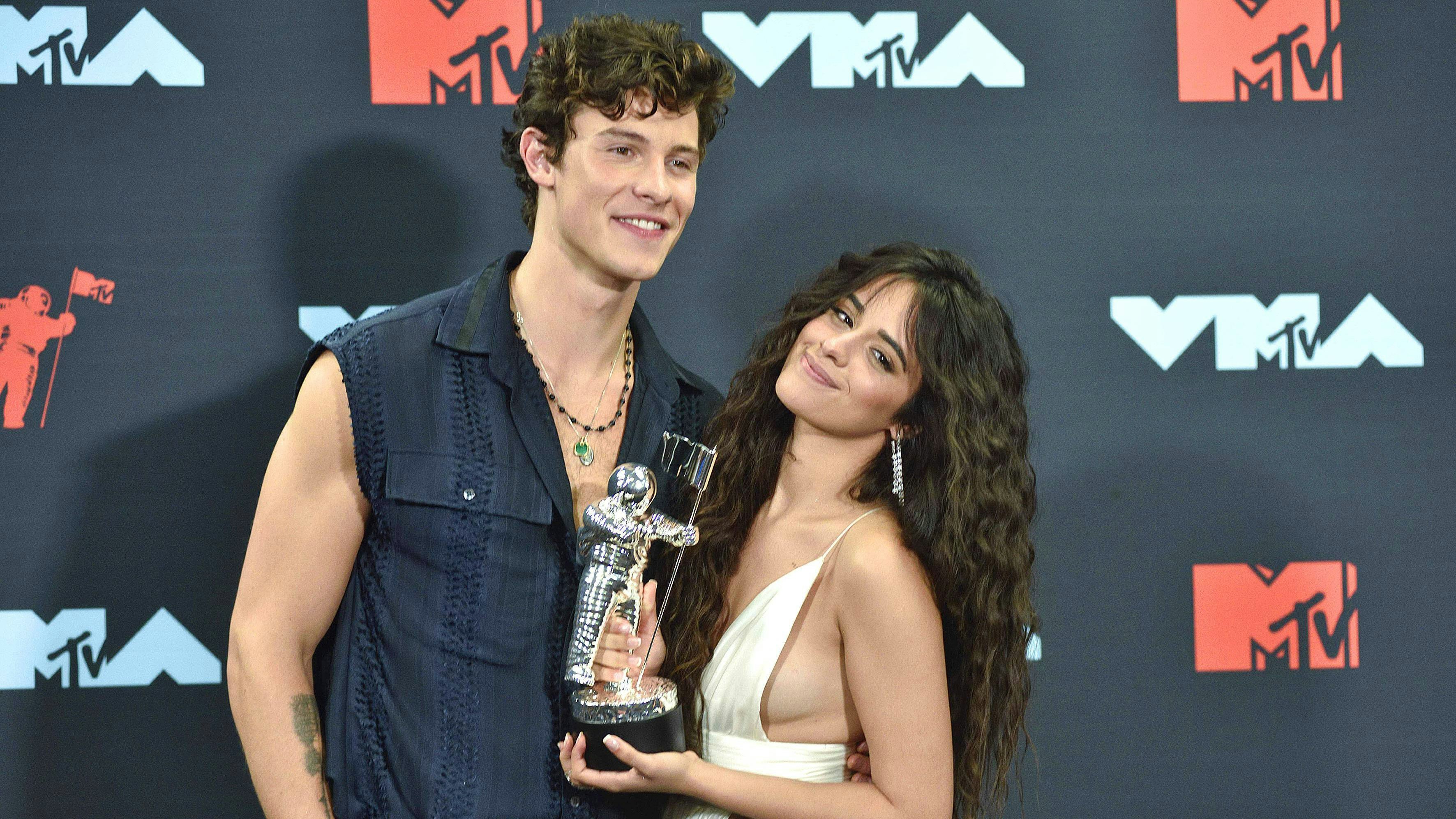 Shawn Mendes, Camila Cabello