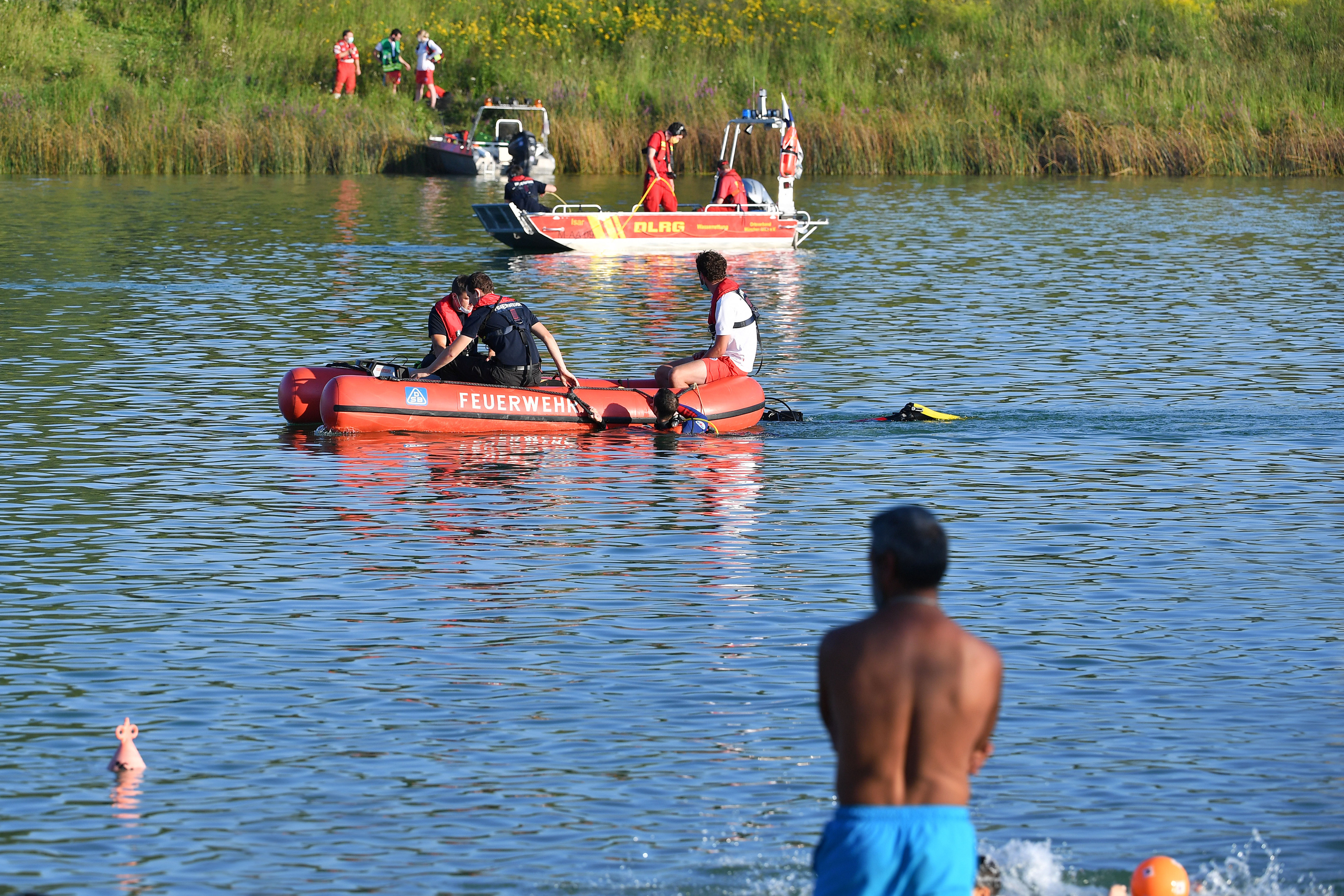 Die Wasserrettung konnte nur noch den leblosen Körper bergen. Symbolfoto.