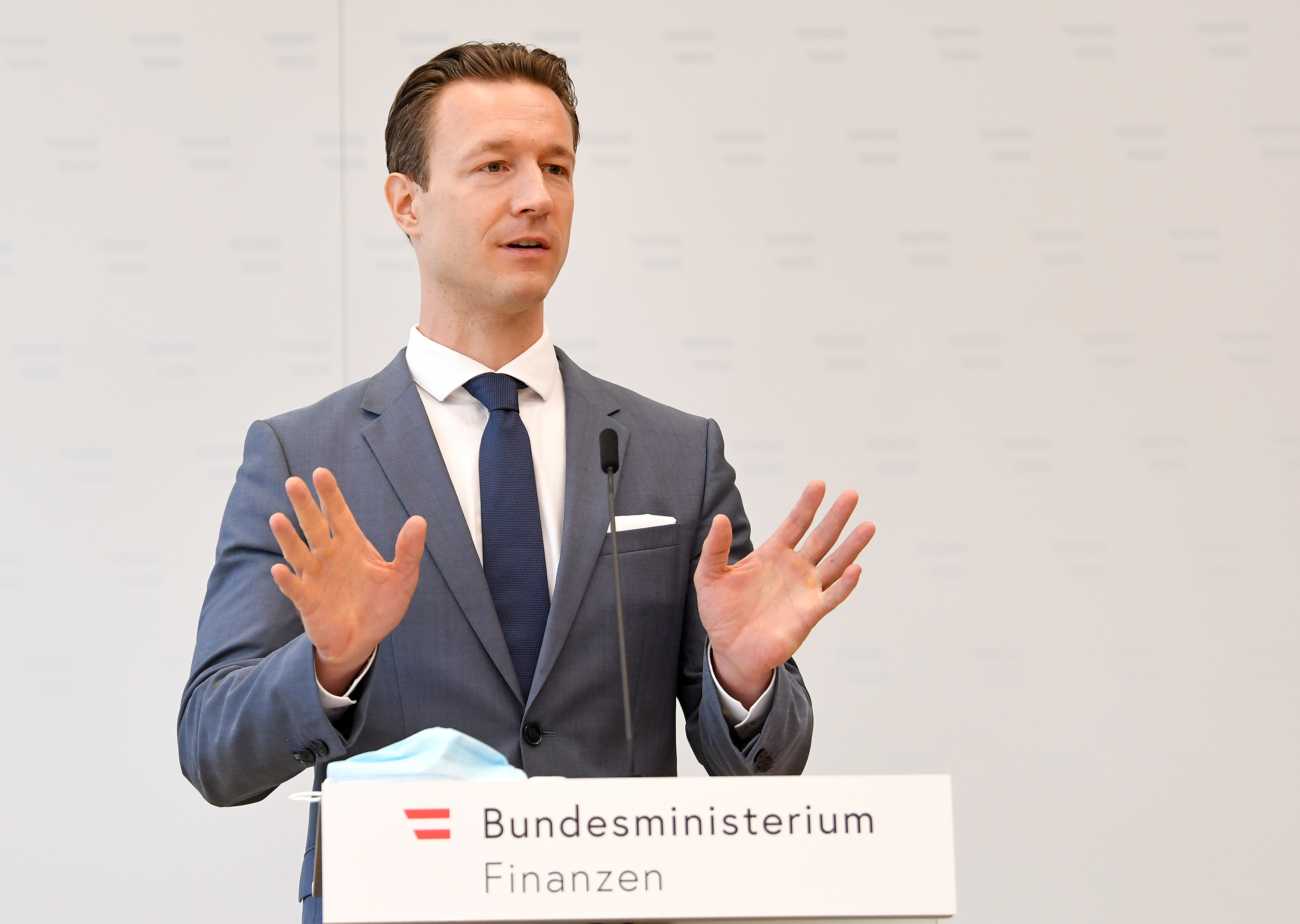 Finanzminister Gernot Blümel: "Auch Kebabstände sind kein rechtsfreier Raum."