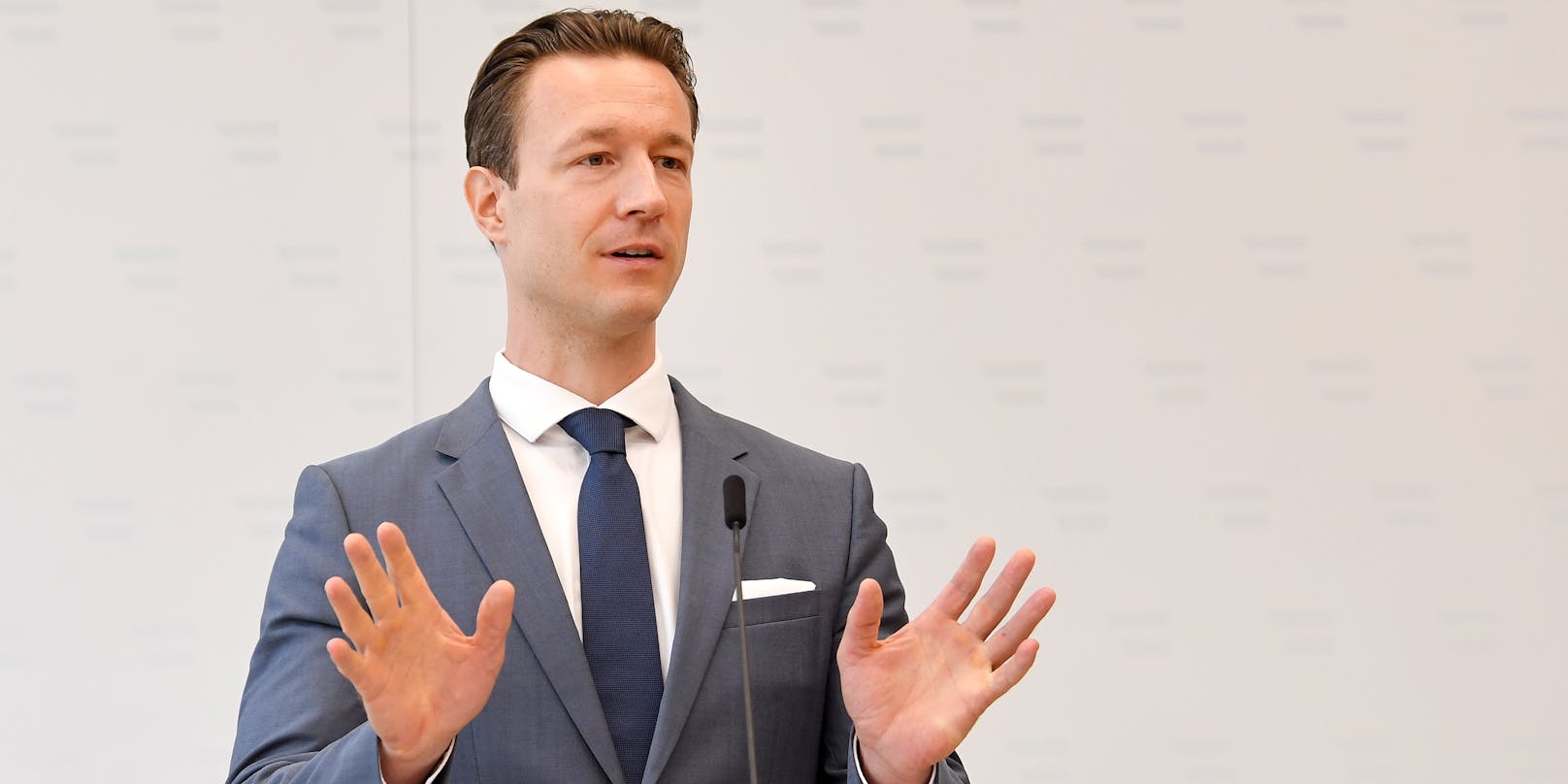 Gernot Blümel (ÖVP) will strengere Corona-Vorschriften.&nbsp;