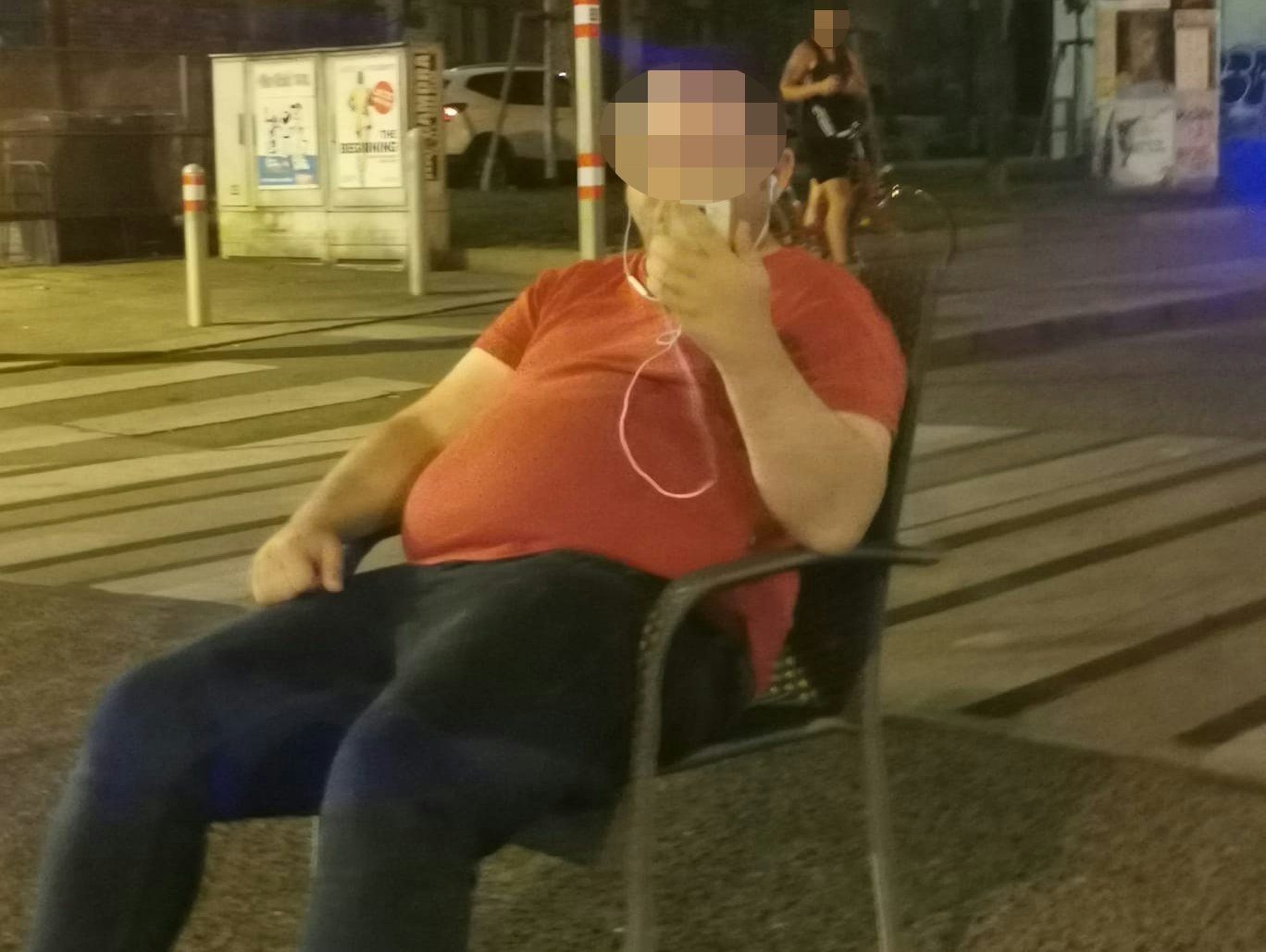 Laut Leserreportern wirkte der Mann angetrunken.