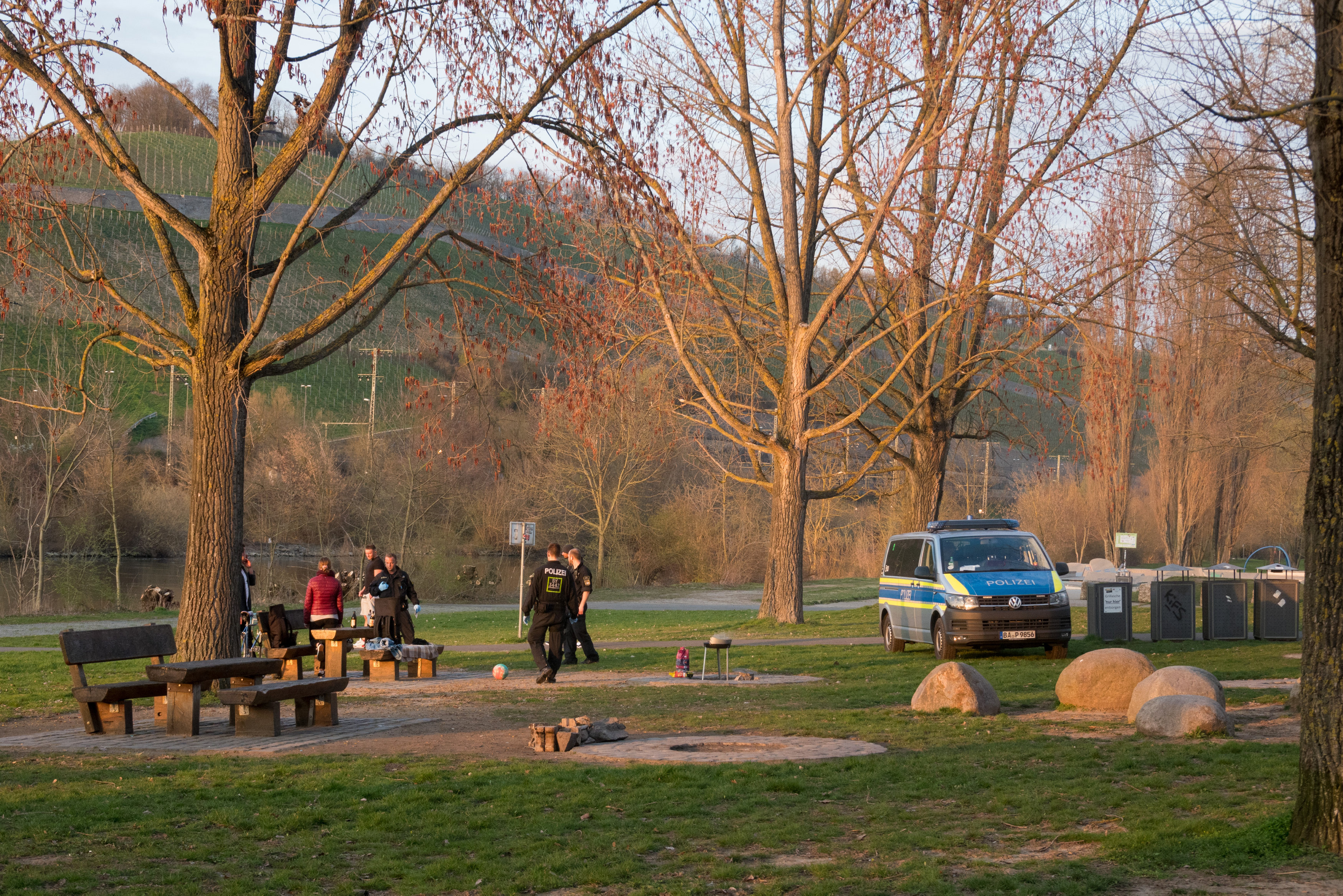 Der Vorfall passierte in der Nähe eines Grillplatzes im deutschen Ochtendung.