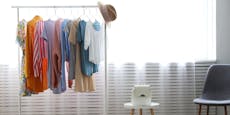 Acht Tipps: So kannst du getragene Kleidung aufbewahren