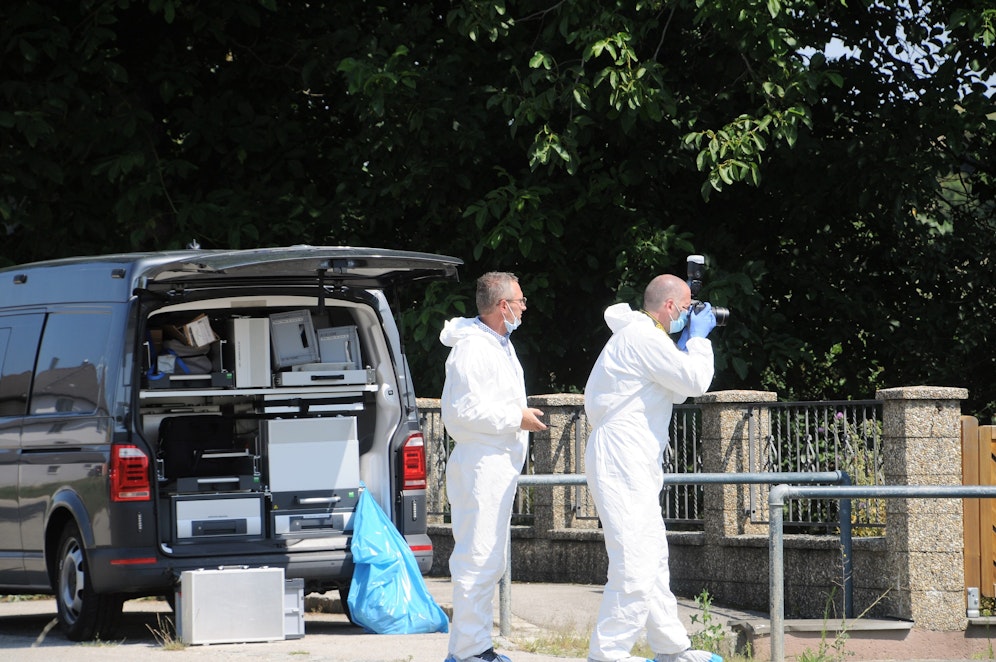 Tatortermittler vor Ort