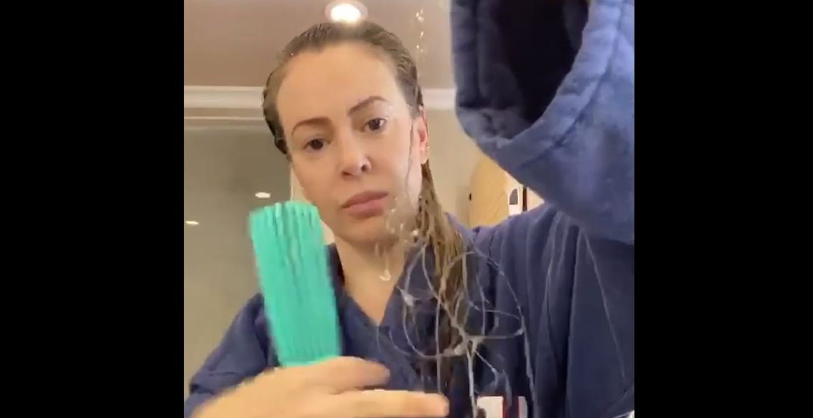 Alyssa Milano verliert seit Corona-Infektion ihre Haare
