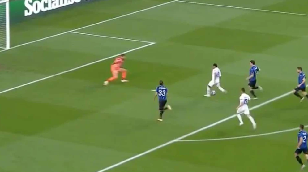Neymar verfehlt deutlich