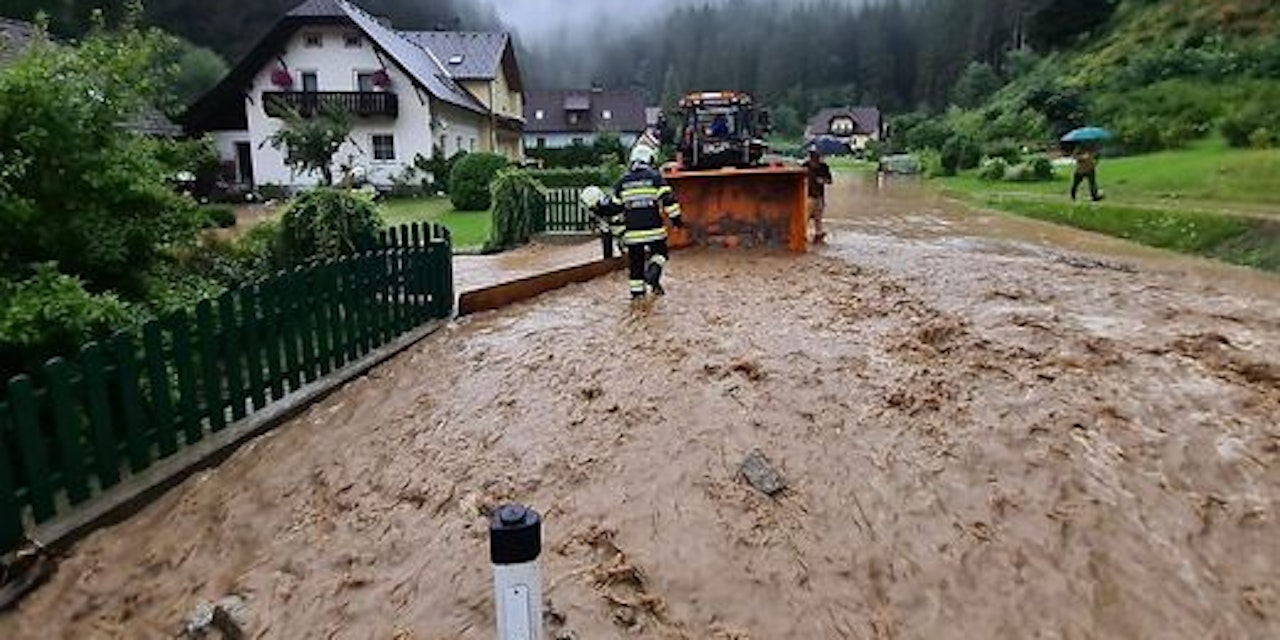 So heftig wütete Hagel-Gewitter in Österreich - Wetter ...
