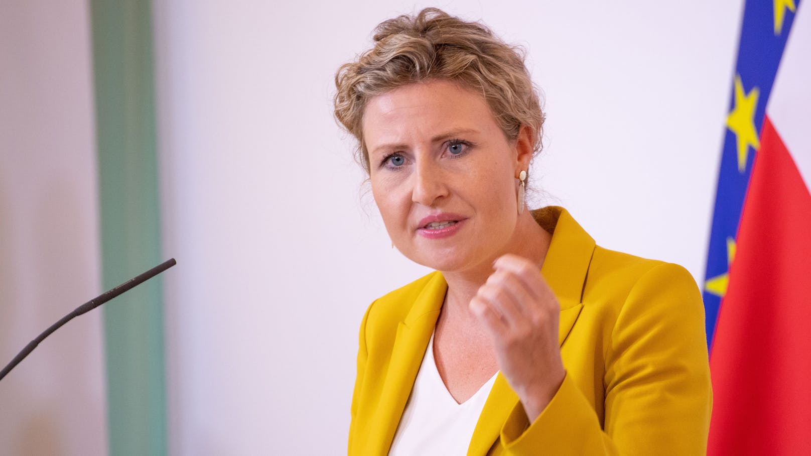 Integrationsministerin Susanne Raab (ÖVP) während einer Pressekonferenz am 11. August 2020
