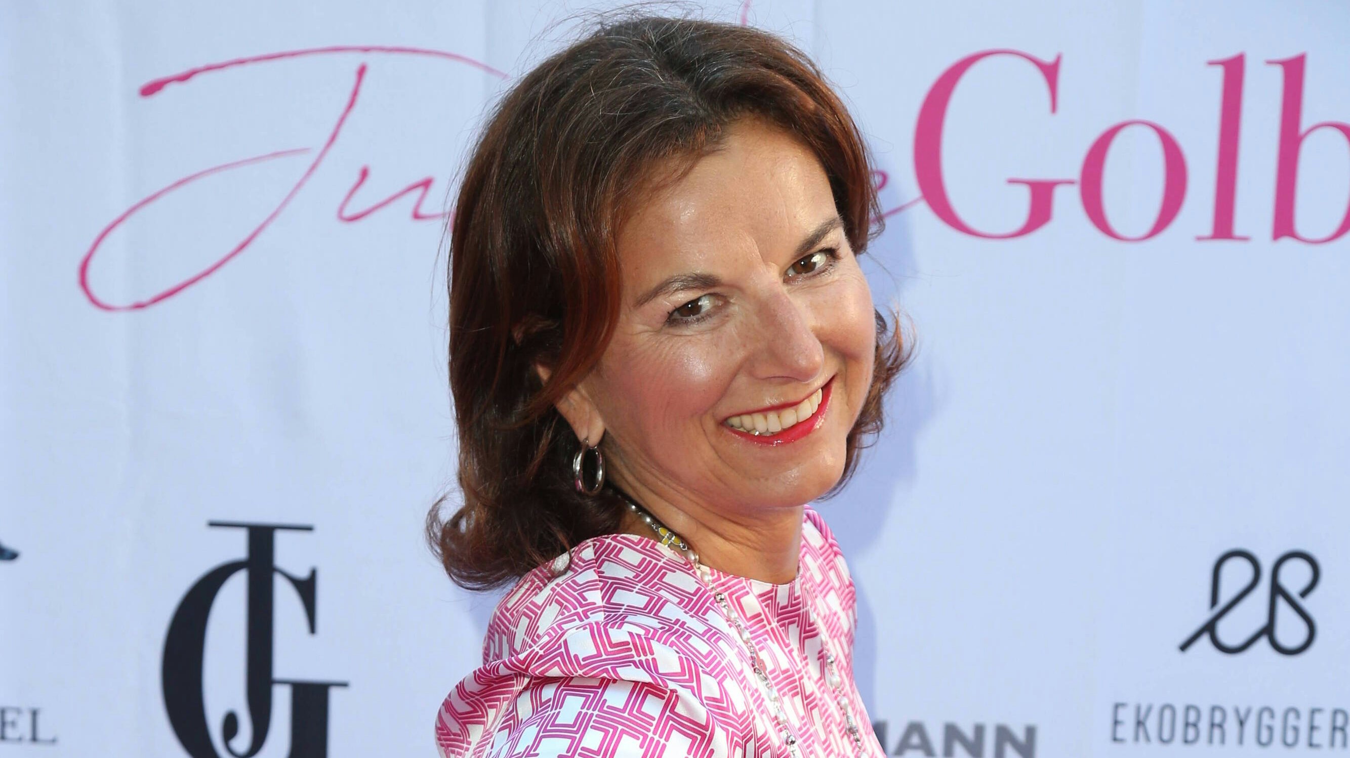 Claudia Obert