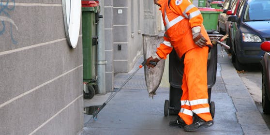 Zwei Mitarbeiter der MA48 wurden von einem Mann angegriffen.