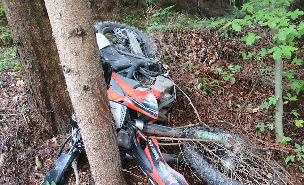 Biker starb bei Crash.
