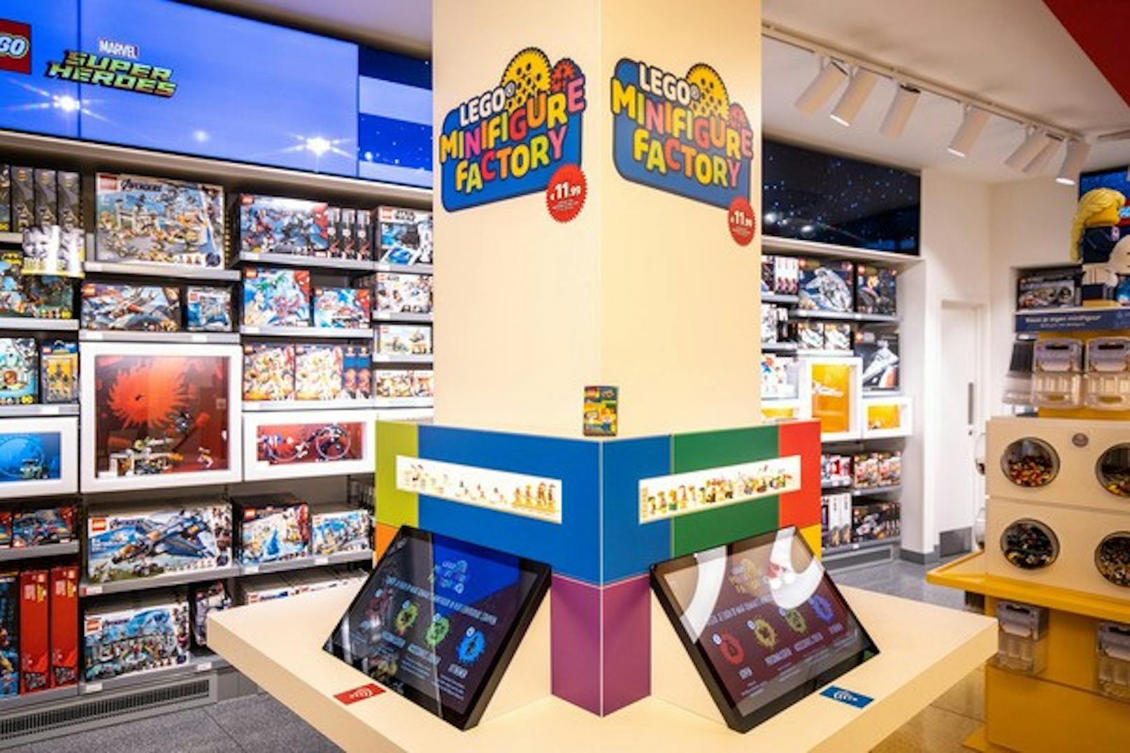 Eröffnung des neuen LEGO Stores in Düsseldorf.