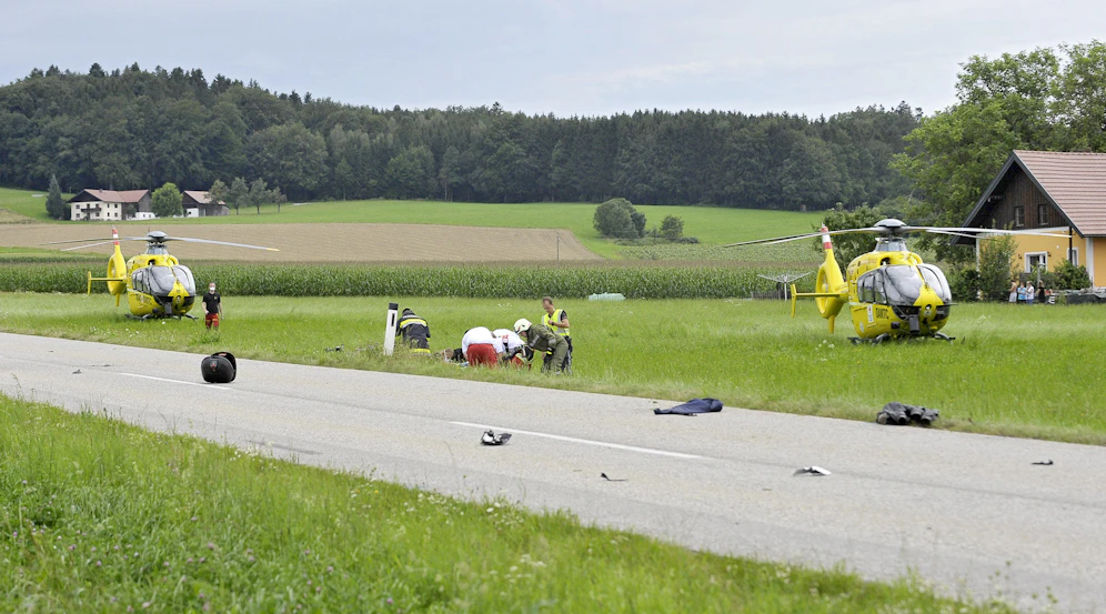 Die beiden Biker wurden schwer verletzt.