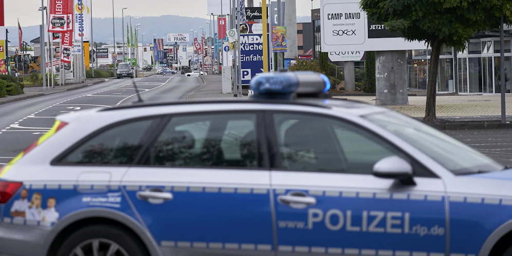 Der Bub fuhr der Polizei davon