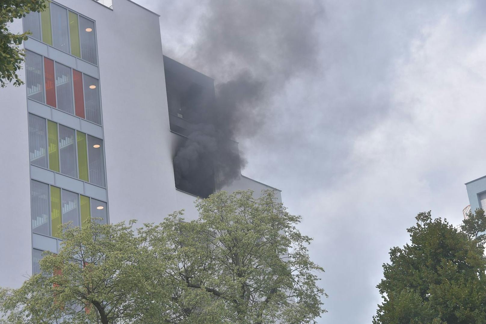 Bei einem Brand in der Lannderstraße wurde am Dienstag (18.08.2020) niemand verletzt.