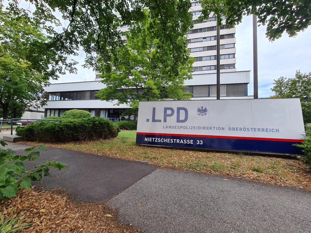 Der Beschuldigte wurde ins Linzer Polizeianhaltezentrum gebracht.