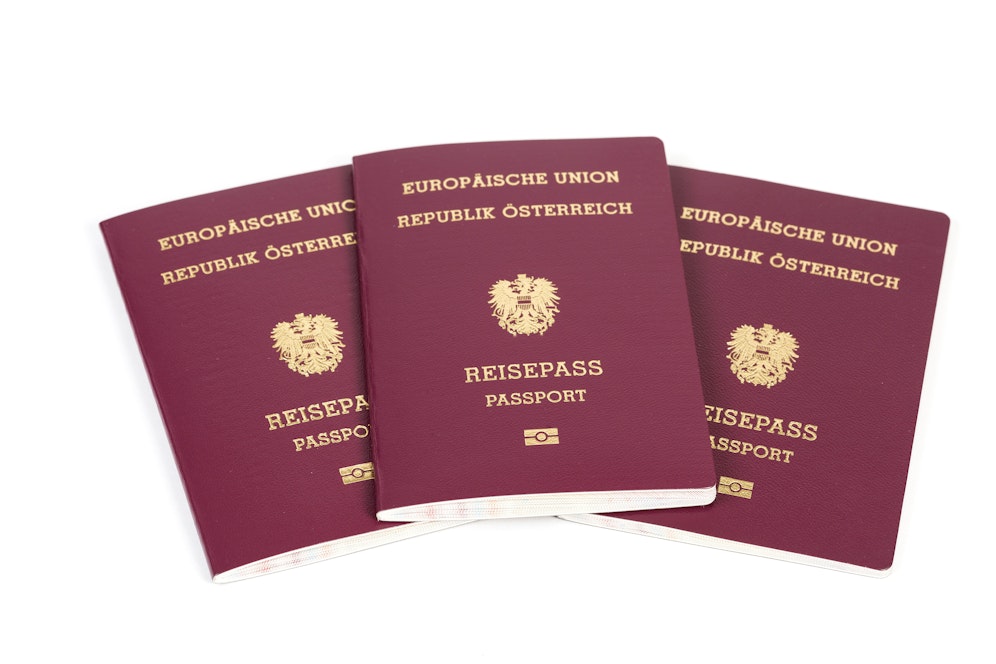 Rund 200.000 Wiener Reisepässe laufen heuer aus. Um den Bedarf zu decken, weitet die Stadt ihr Passservice aus – mit engagierten Mitarbeitern, die Sonderschichten schieben.