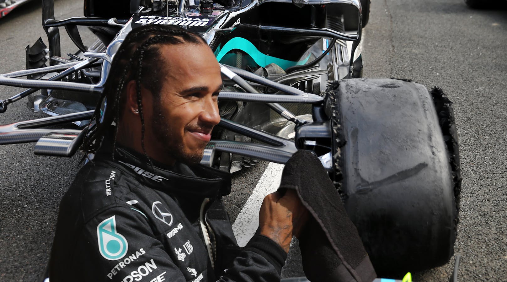 Lewis Hamilton benötigt nur drei Reifen für einen Sieg.