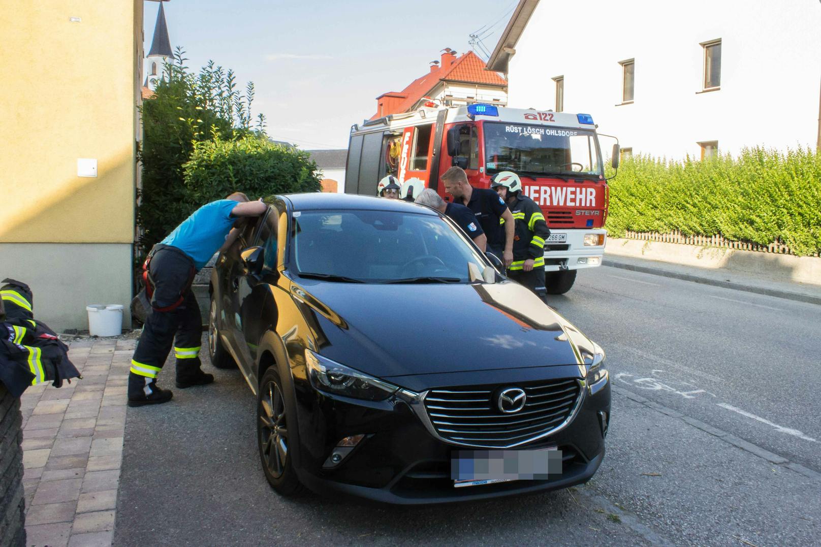 Zum Glück parkte der Wagen im Schatten.