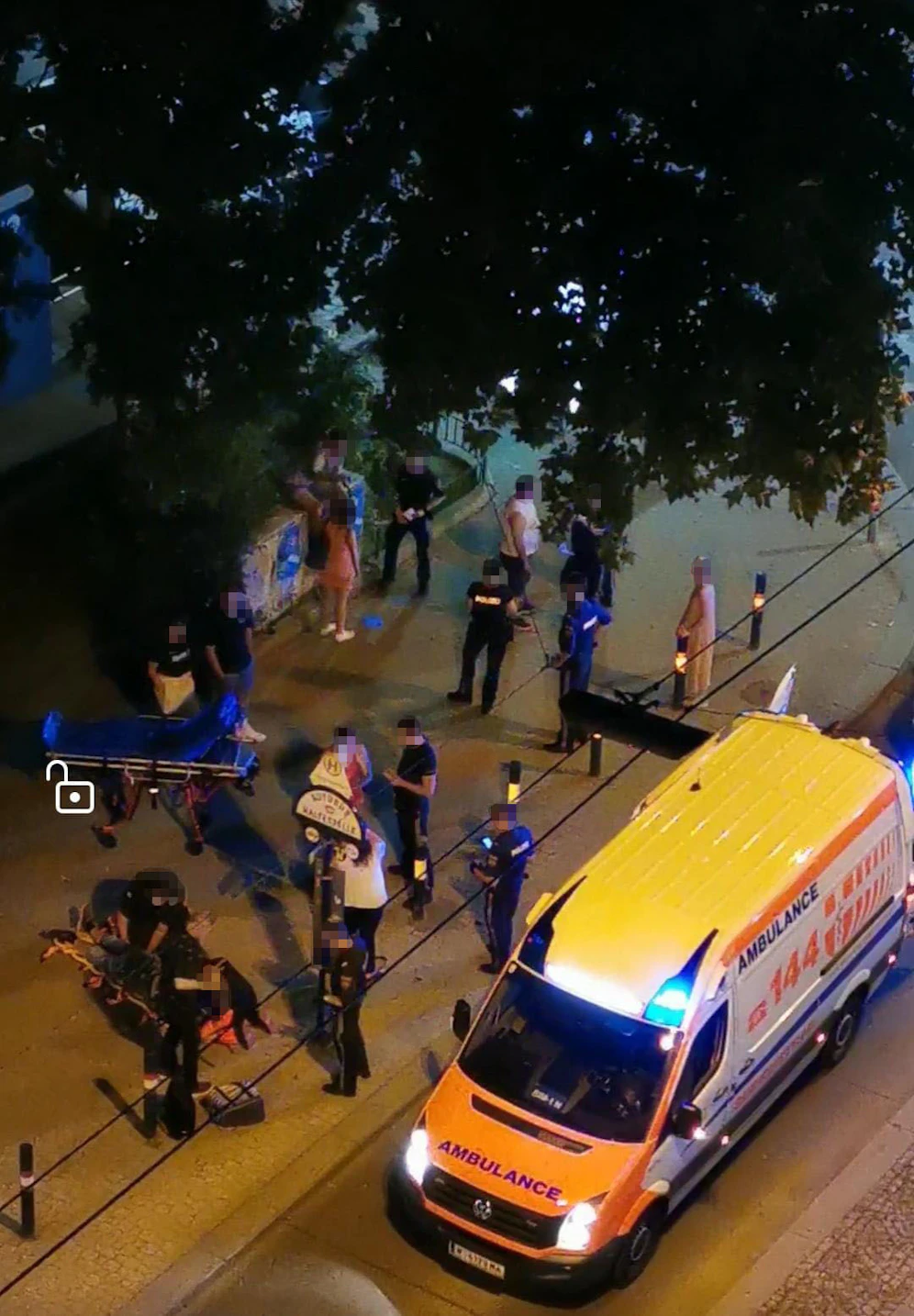 Die Polizei und Rettung waren vor Ort.