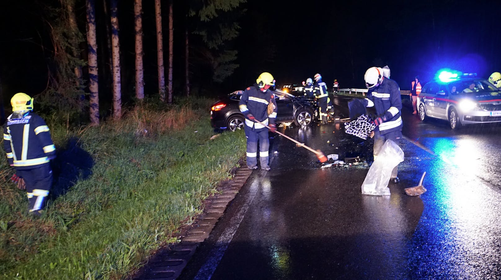 Der Alko-Radler stahl ein Auto und verursachte damit einen Unfall.