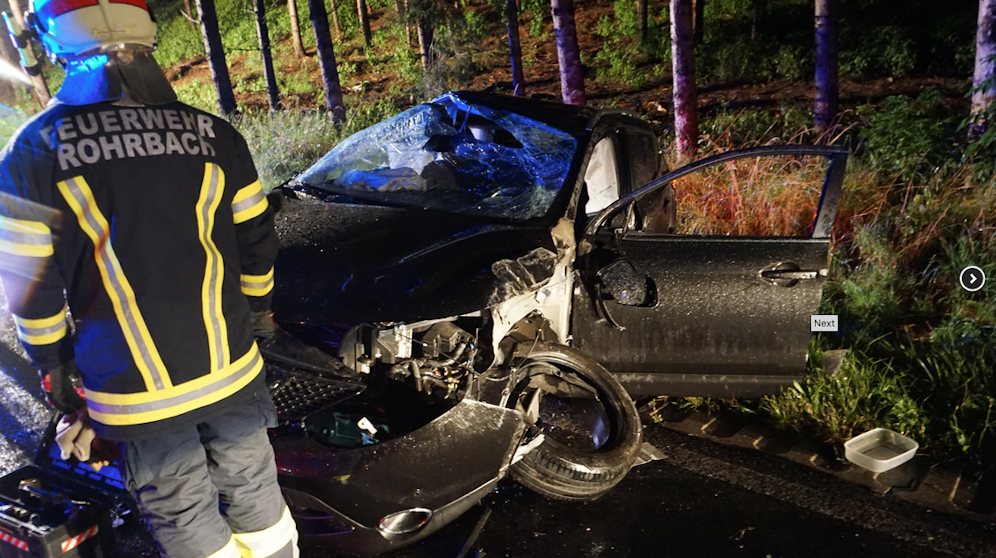 Der Alko-Radler stahl ein Auto und verursachte damit einen Unfall.