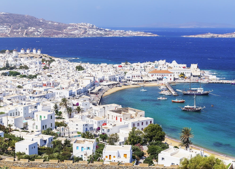 Die griechische Regierung hat am Samstag – völlig überraschend – eine nächtliche Ausgangssperre verhängt, aber nur für eine Insel: Mykonos.