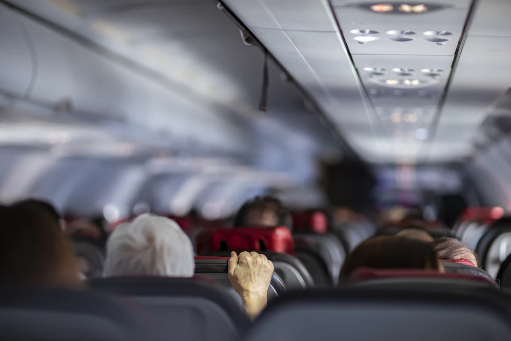 Wie wahrscheinlich sind Coronavirus-Infektionen beim Fliegen? 