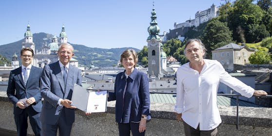 Präsentation des Memorandums der Salzburger Festspiele im Bild: Kaufmännischer Direktor der Salzburger Festspiele Lukas Crepaz, Landeshauptmann Wilfried Haslauer, Präsidentin Helga Rabl Stadler, Intendant Markus Hinterhäuser.