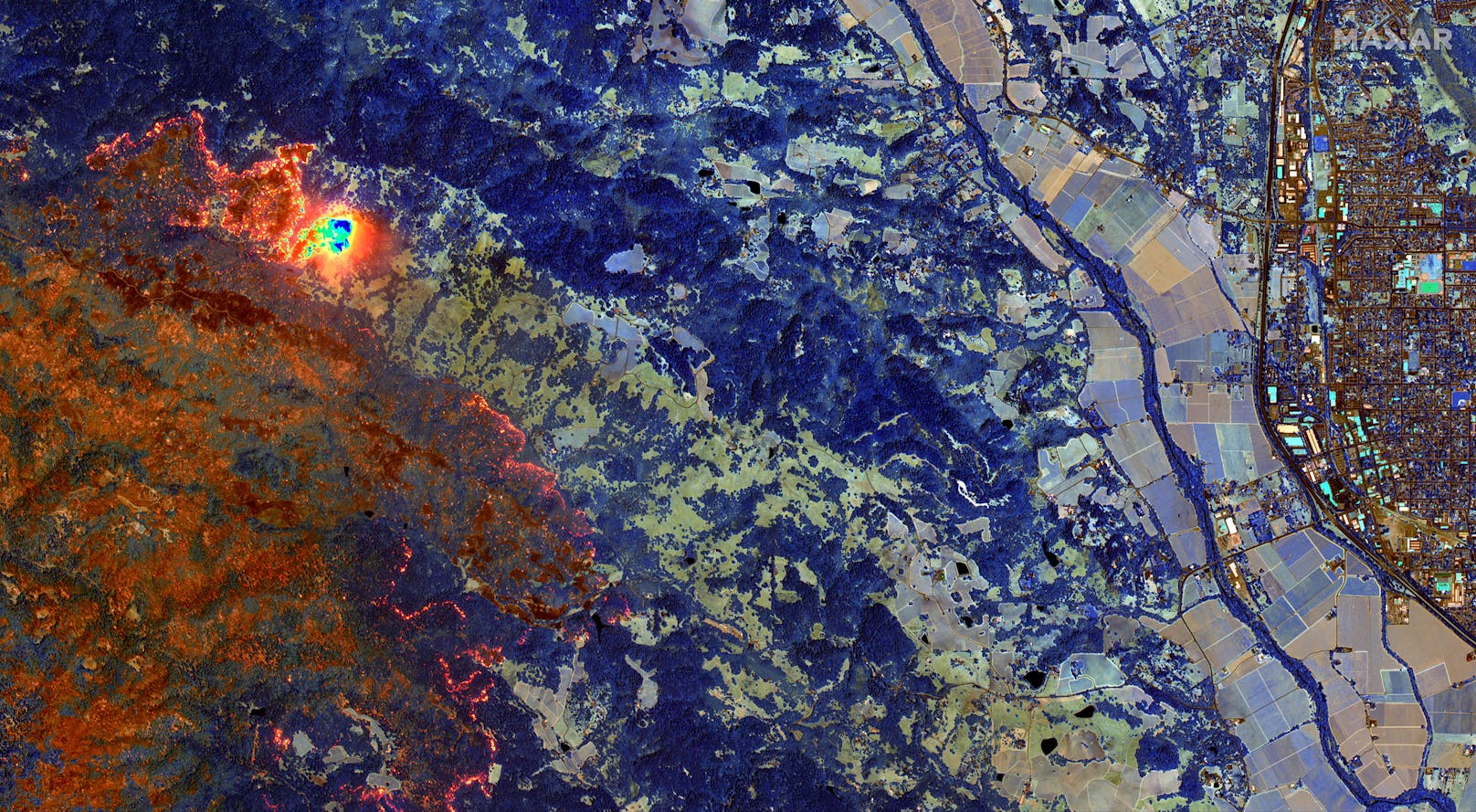 Eine Satelliten-Aufnahme zeigt das Ausmaß der Brände in Sonoma County.
