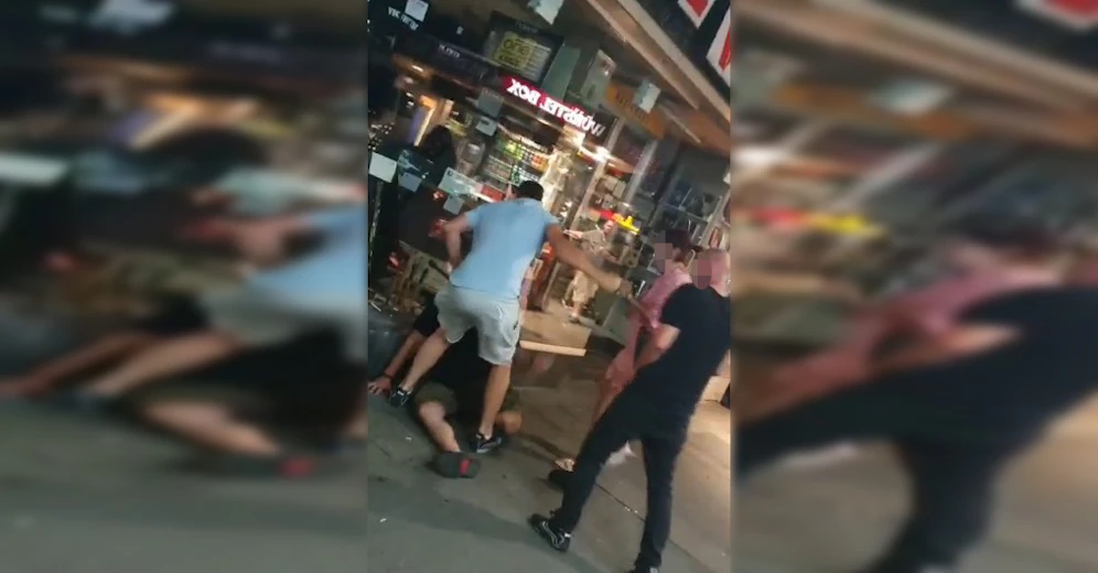 Prügel-Attacke am Reumannplatz