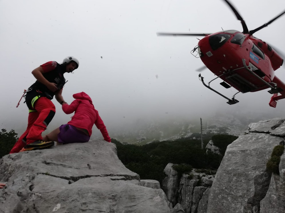 Die Bergretter befreiten mehrere Bergsteiger vom Rinnerkogel.