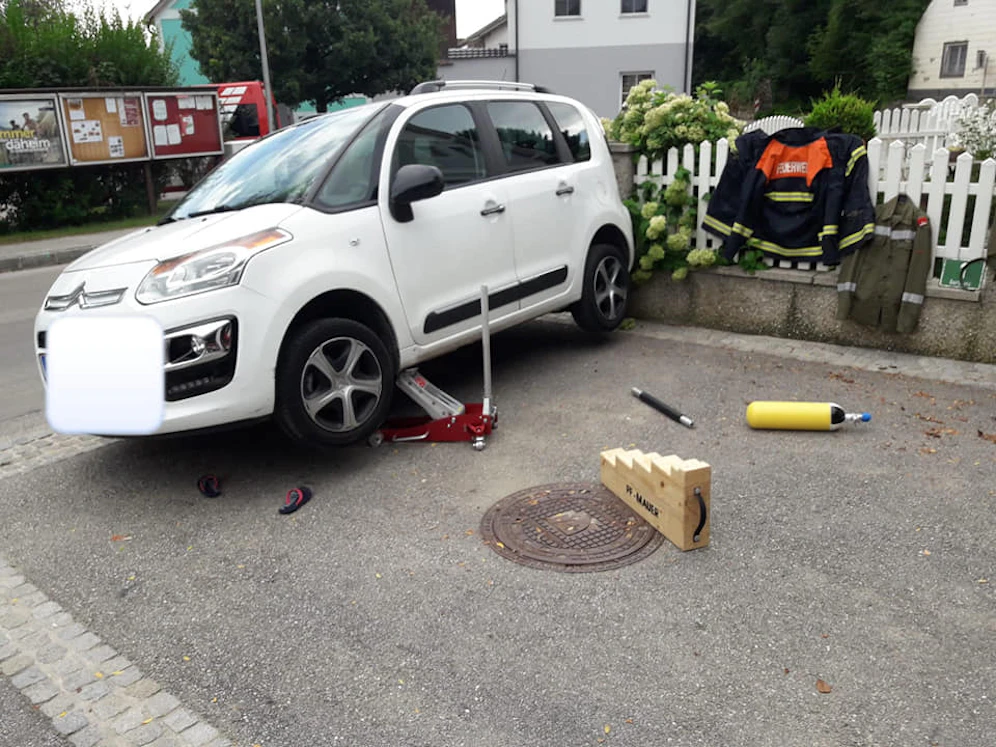 Dieser Wagen erfasste die Kinder.