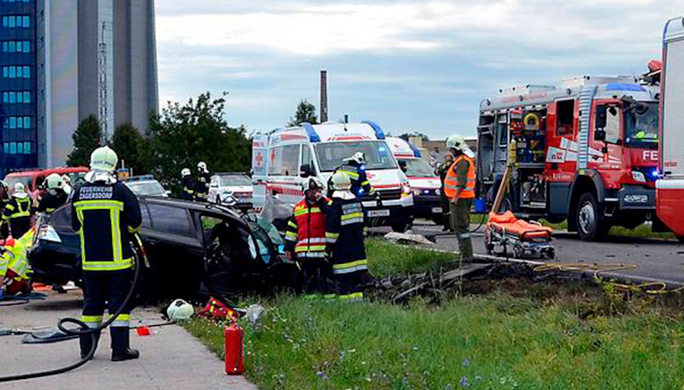 Unfall im Burgenland: 33-jähriger Familienvater ist tot, Bub (1) schwer verletzt