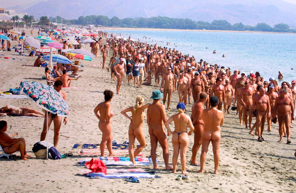 Badegäste am FKK-Strand (Archivfoto)
