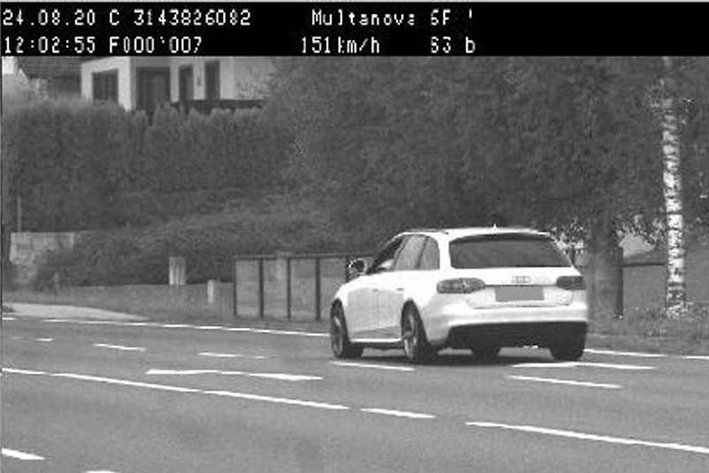 Der Raser wurde mit 151 km/h geblitzt.