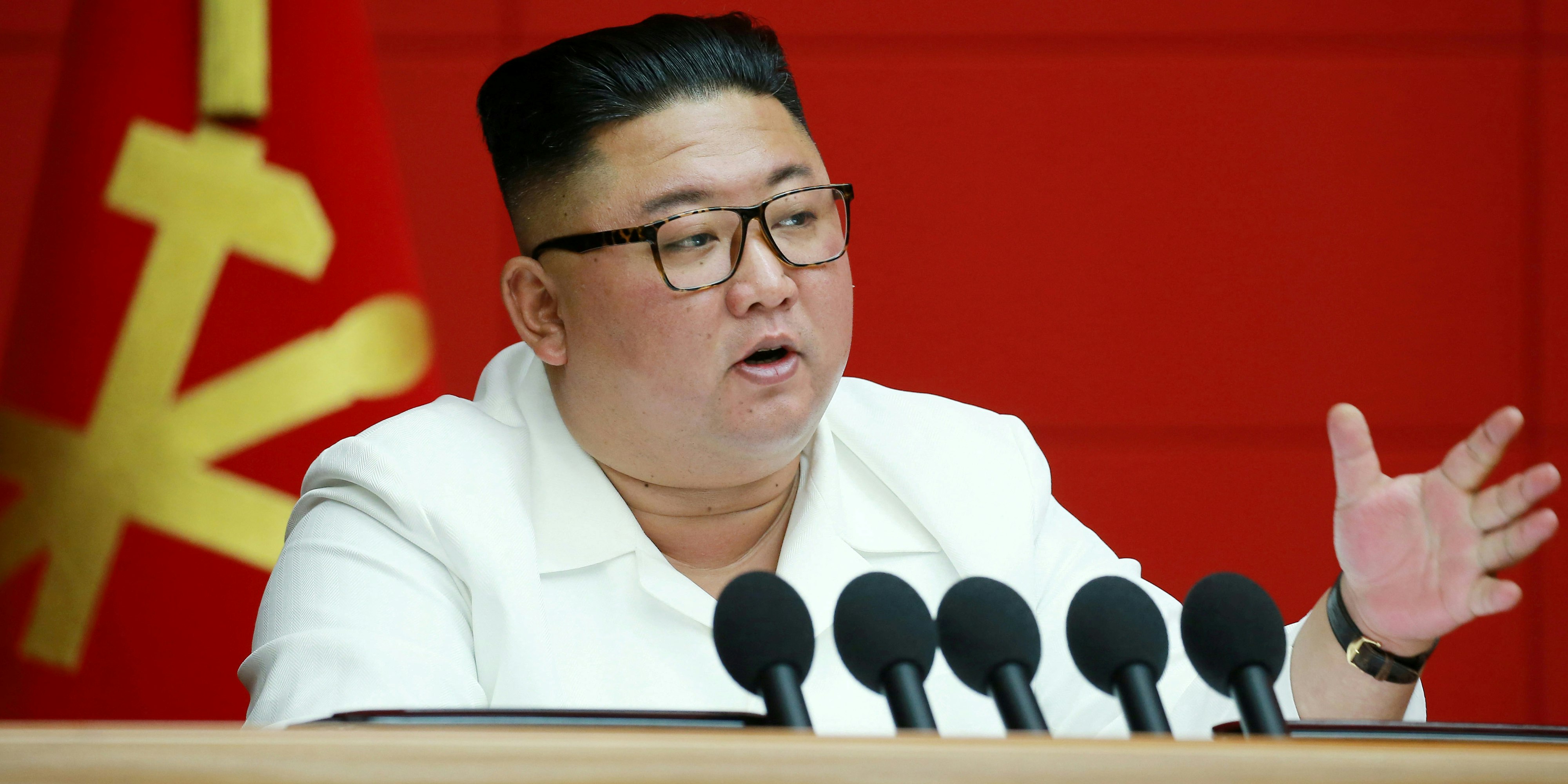 Dieses Foto, das am 20. August veröffentlicht wurde, soll Kim Jong-un bei einer Plenarsitzung wenige Tage zuvor zeigen.