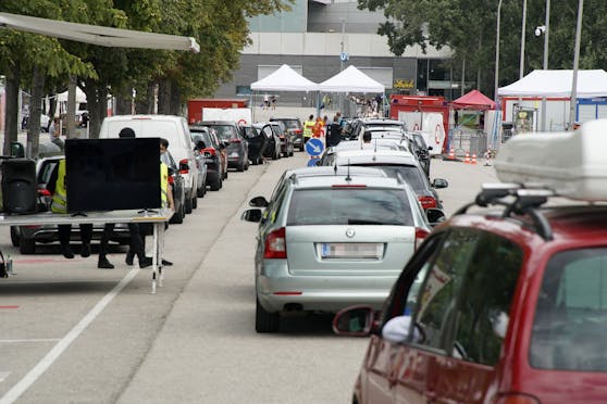 Stadtchef ehrt Entwicklerin für "Corona-Gurgeltest" - Wien ...