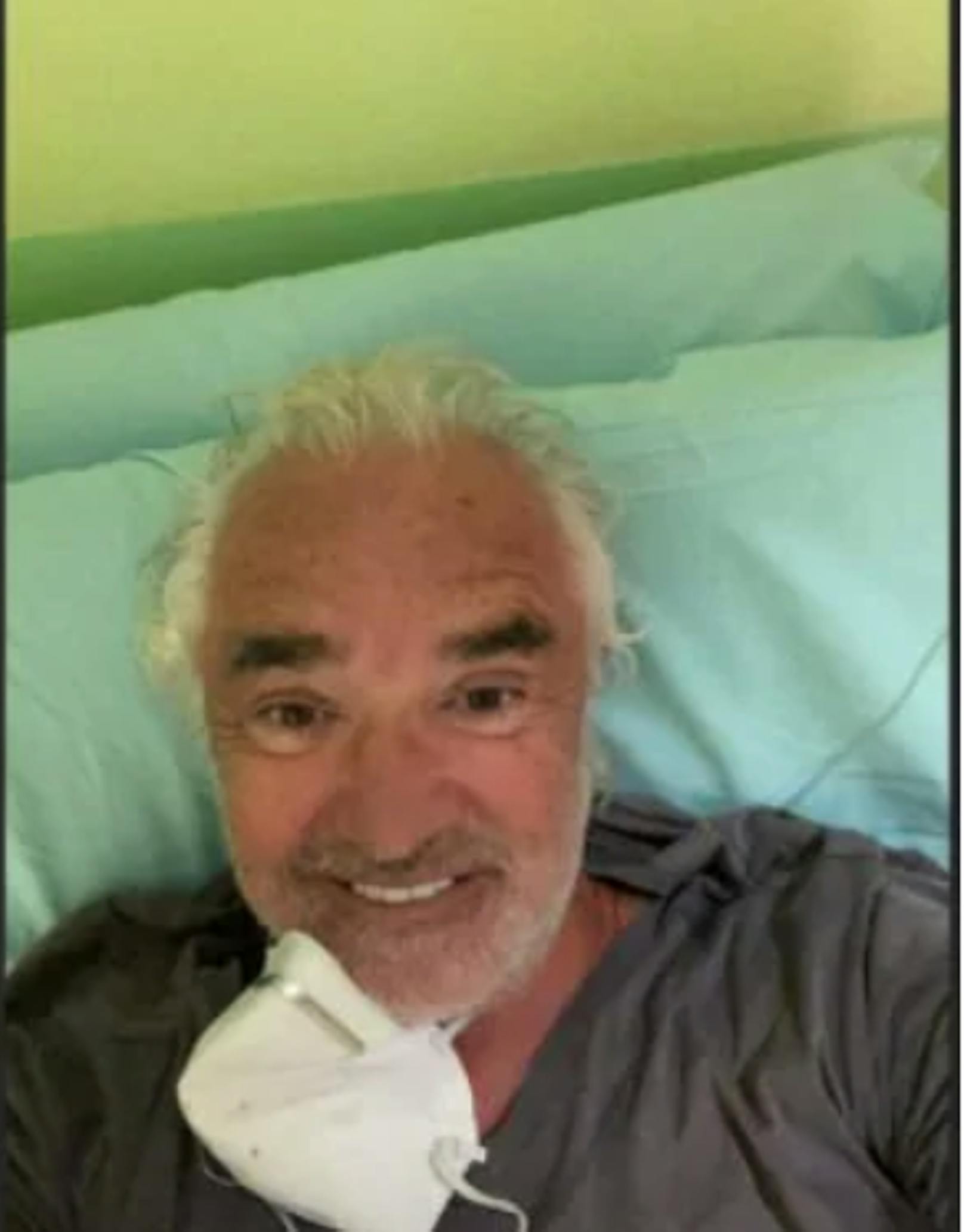 Briatore hat Corona und postet Selfie aus Spital