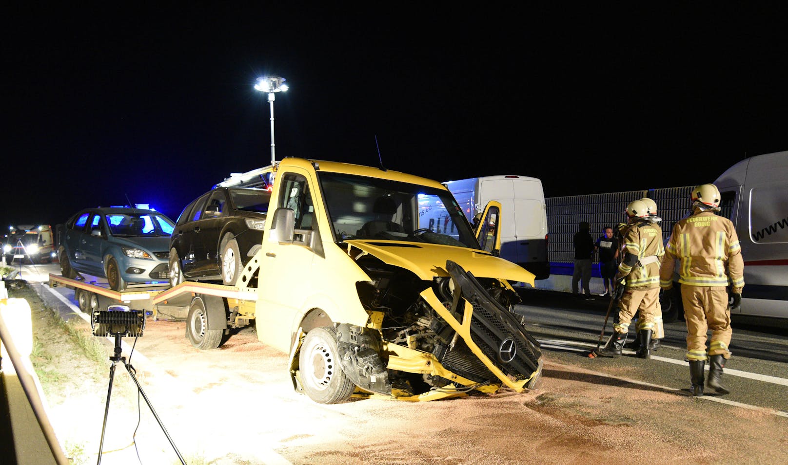 Der Lkw-Lenker blieb unverletzt. 