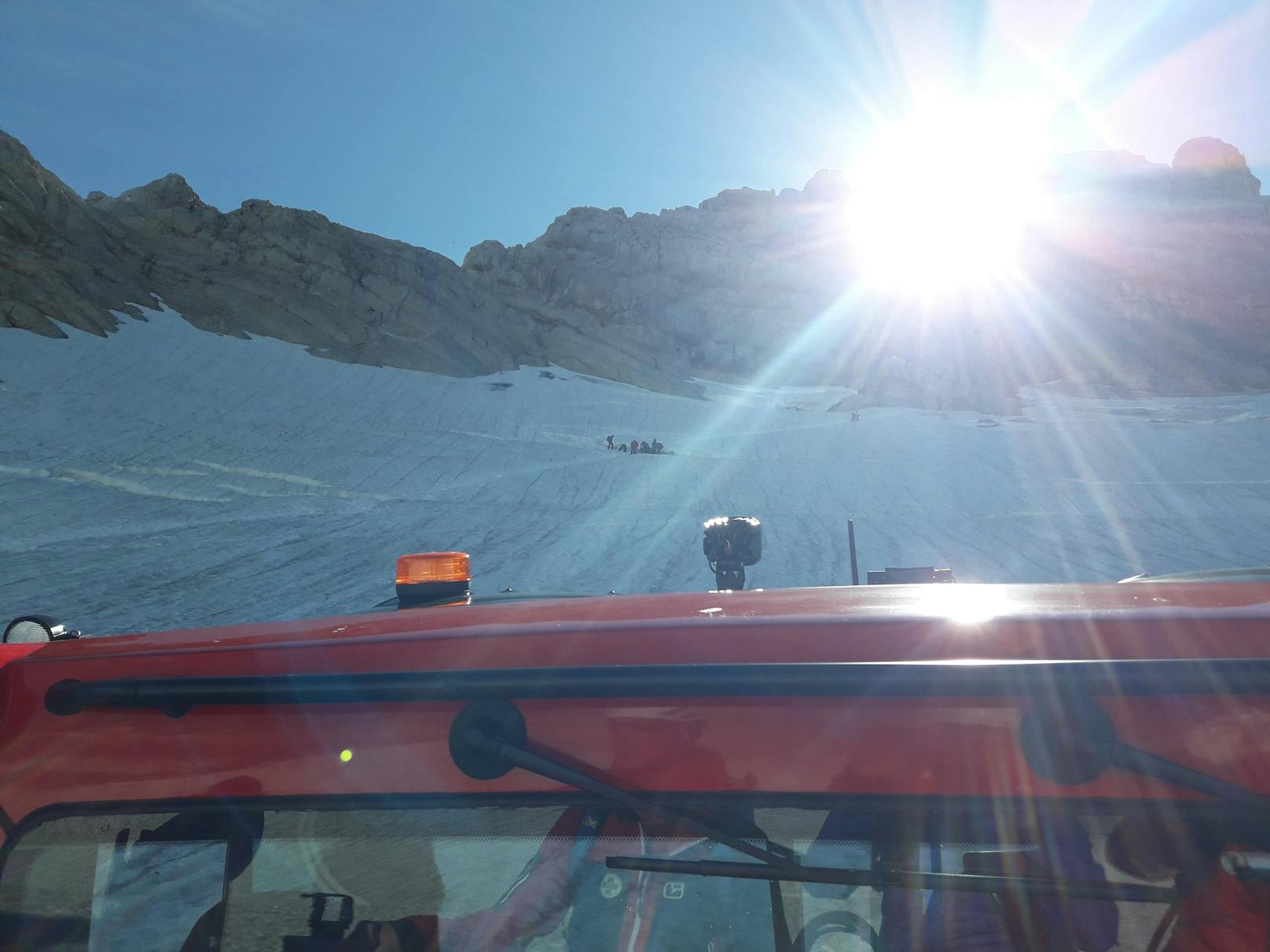 Der Unfall ereignete sich am Mittwoch am Hallstätter Gletscher.
