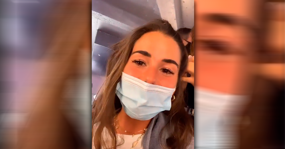 Blitzschnell entschuldigte sich Sarah für ihren Fehler.