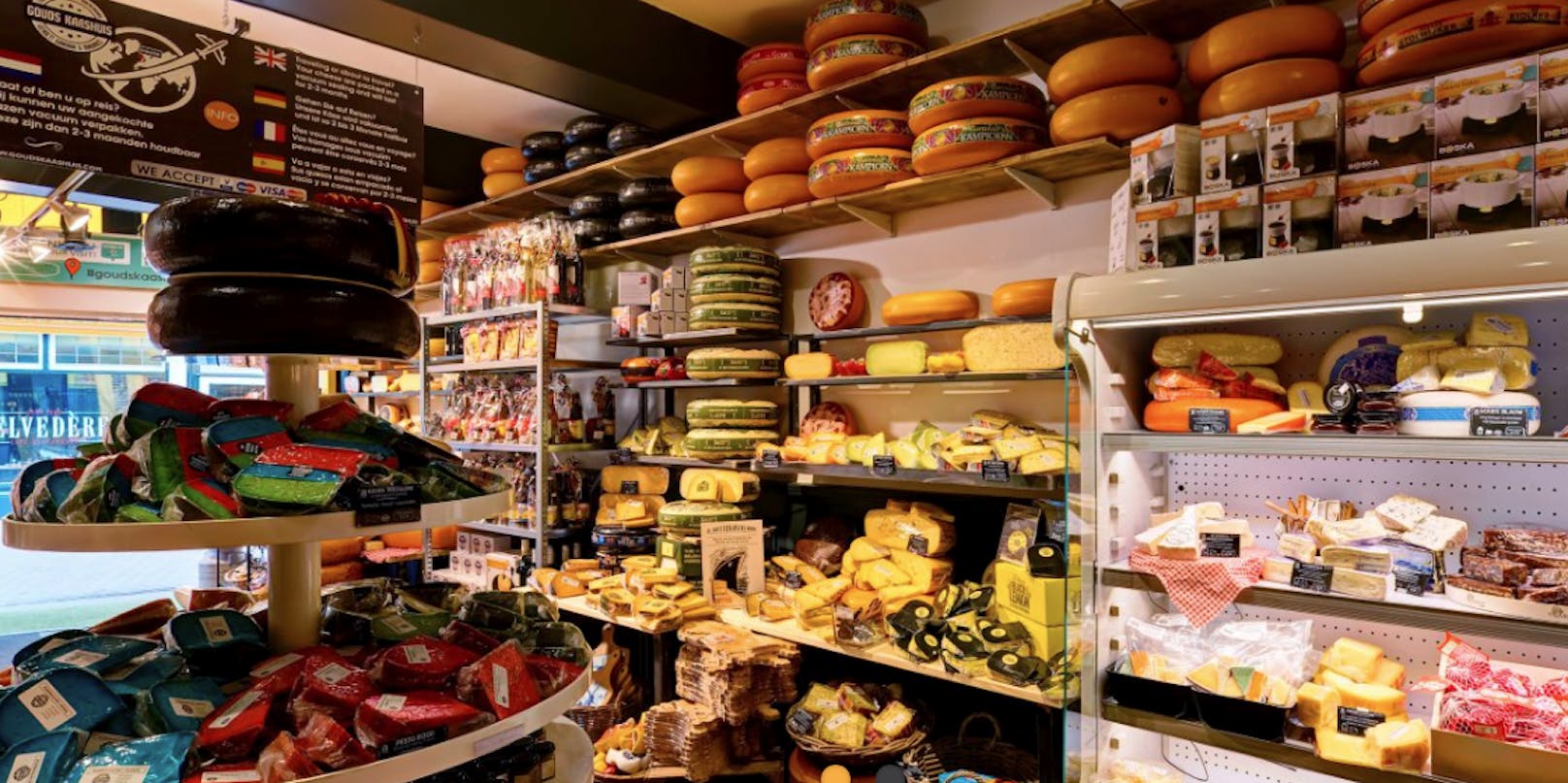 "Gouds Kaashuis" – das Käse- und Delikatessengeschäft im Ortskern von Gouda