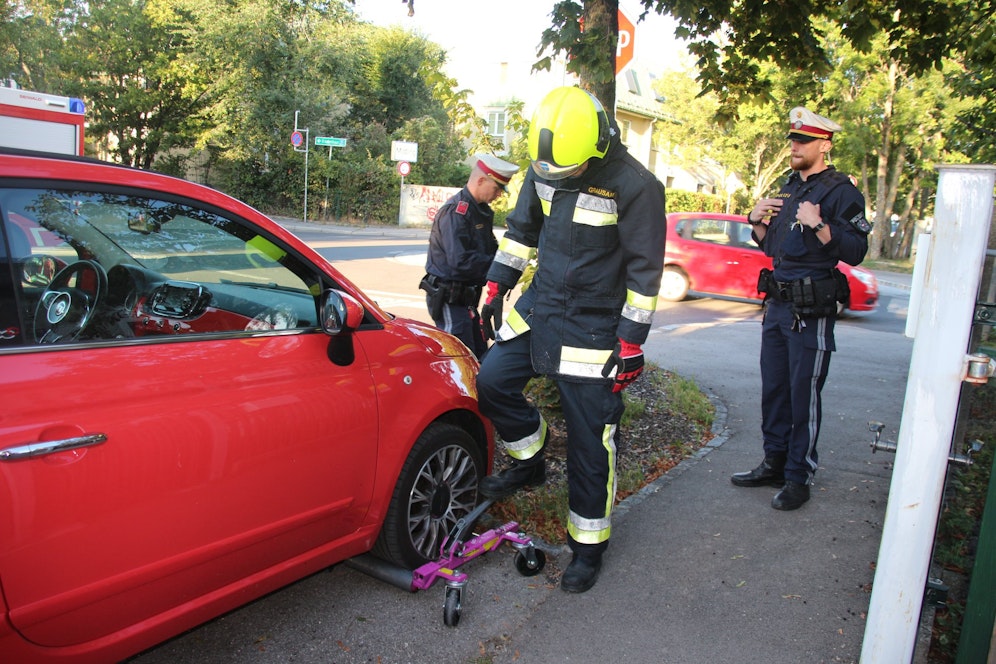 Polizei und Feuerwehr im Einsatz.