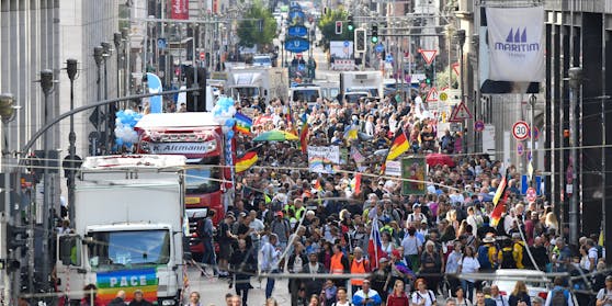 Am Samstag gingen erneut Zehntausende auf die Straßen Berlins.