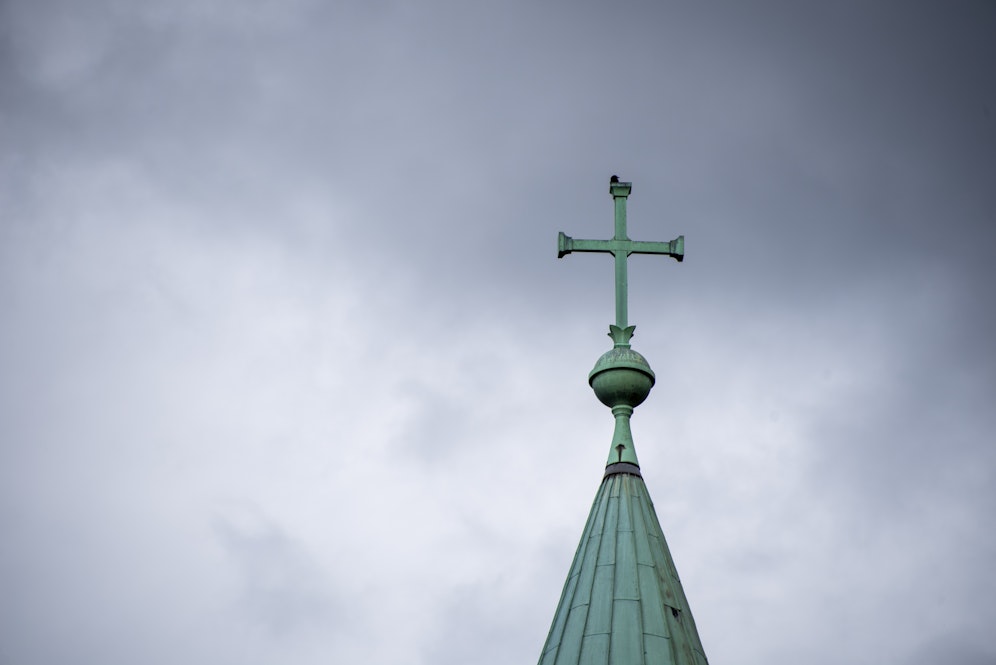 Dunkle Wolken ziehen über der Diözese St. Pölten auf.