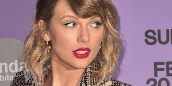Taylor Swift soll 2 Millionen Dollar zahlen.