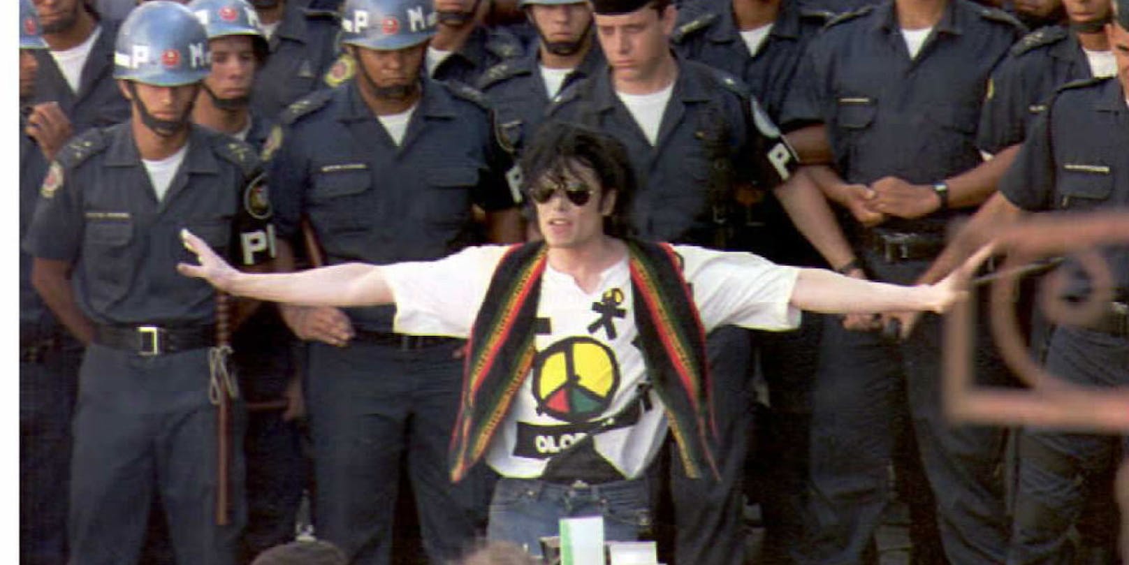 Michael Jackson und Spike Lee bei den Dreharbeiten zu "They Don't Care About Us" in Salvador
