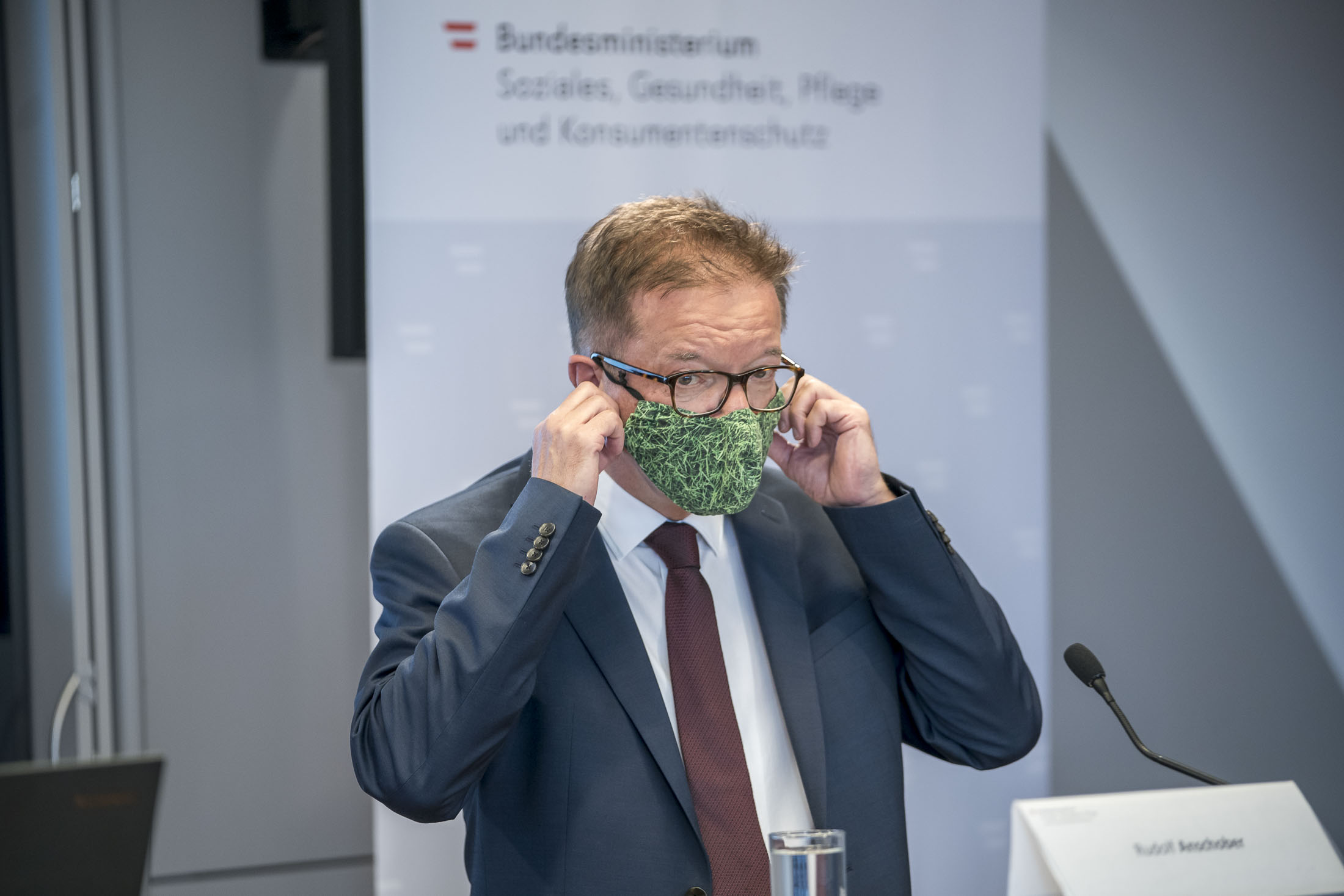 Anschober will sich am Dienstag erklären.