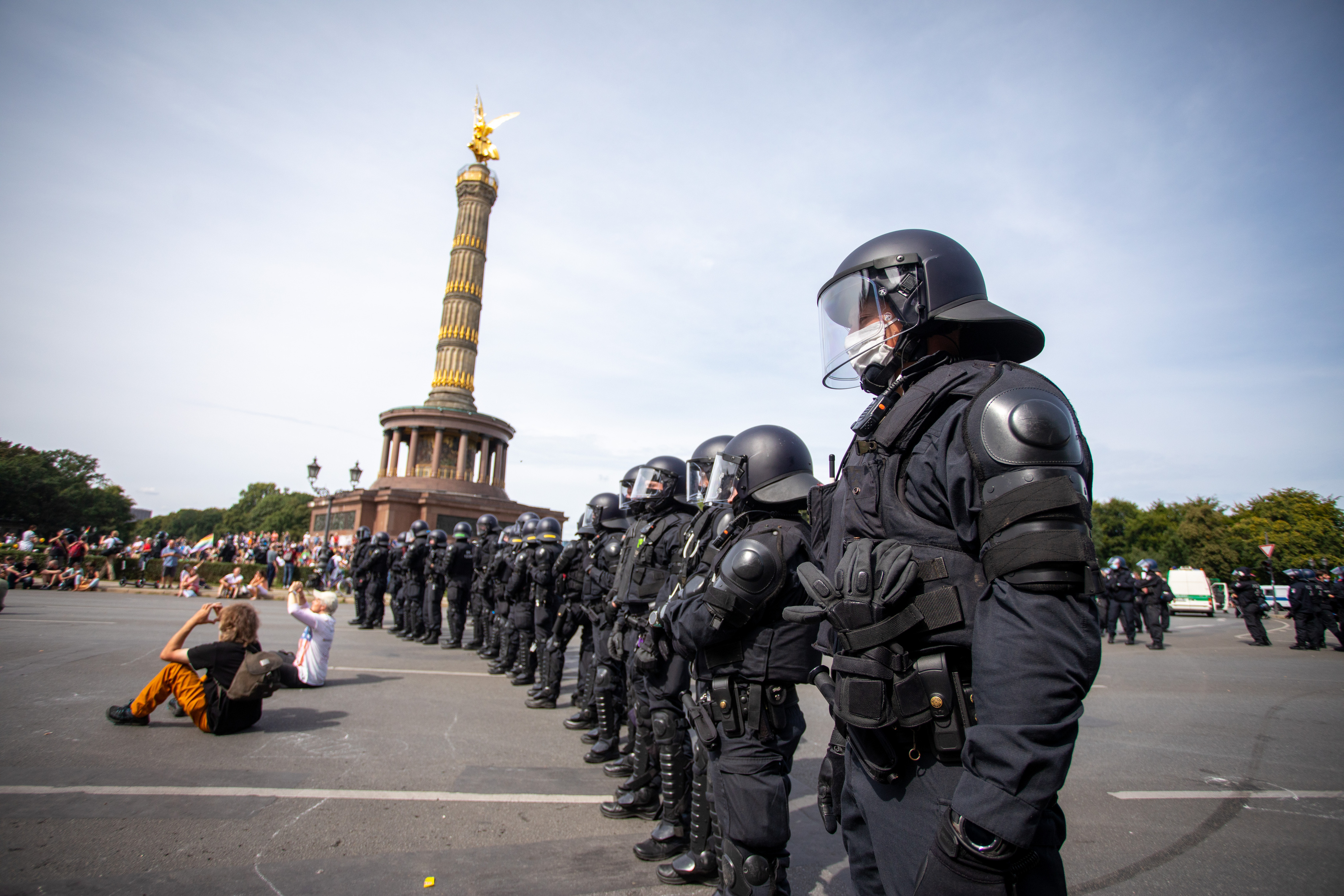 Die Polizei zeigt bei neuerlichen Demonstrationen Präsenz. (Bild wurde am Sonntag, 30.08.2020 aufgenommen).